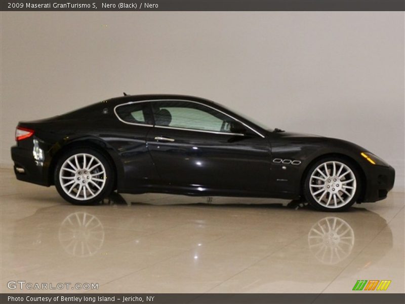  2009 GranTurismo S Nero (Black)