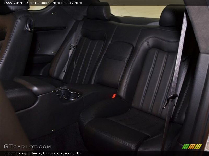 Nero (Black) / Nero 2009 Maserati GranTurismo S