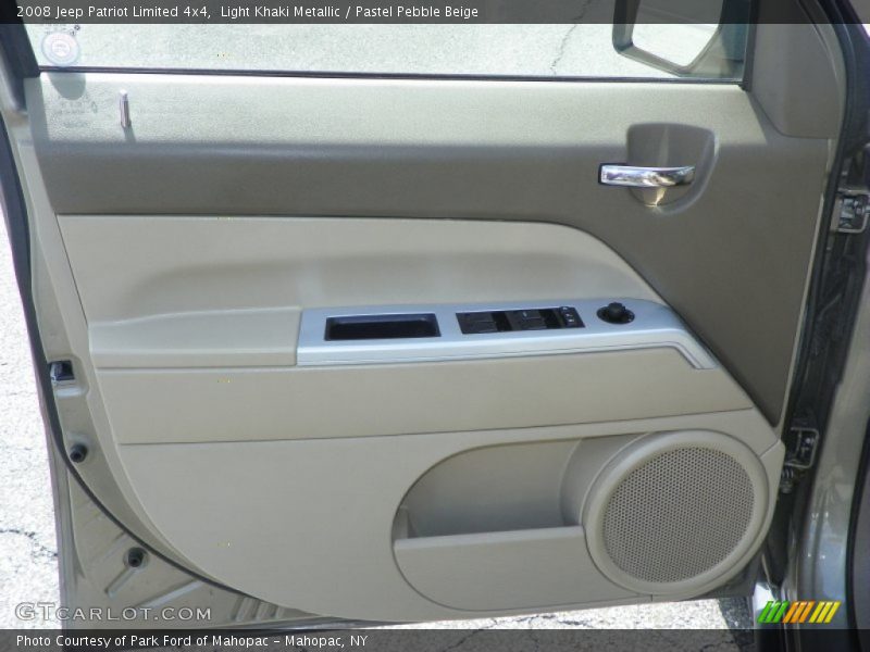 Light Khaki Metallic / Pastel Pebble Beige 2008 Jeep Patriot Limited 4x4