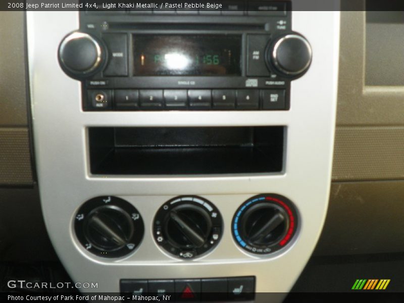 Light Khaki Metallic / Pastel Pebble Beige 2008 Jeep Patriot Limited 4x4