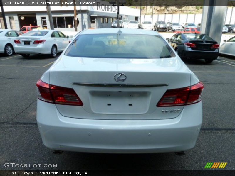 Starfire White Pearl / Parchment 2011 Lexus ES 350