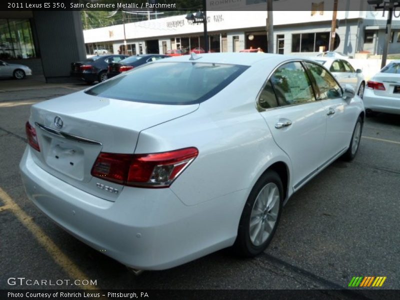 Satin Cashmere Metallic / Parchment 2011 Lexus ES 350