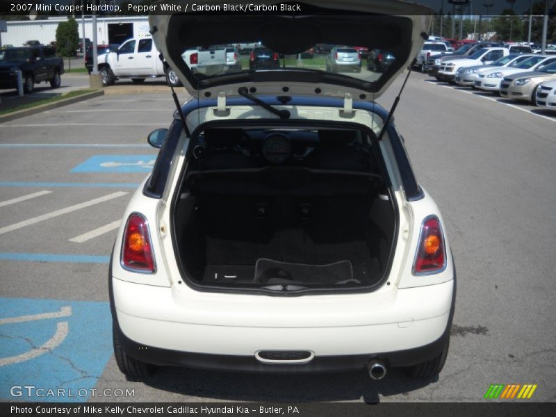 Pepper White / Carbon Black/Carbon Black 2007 Mini Cooper Hardtop