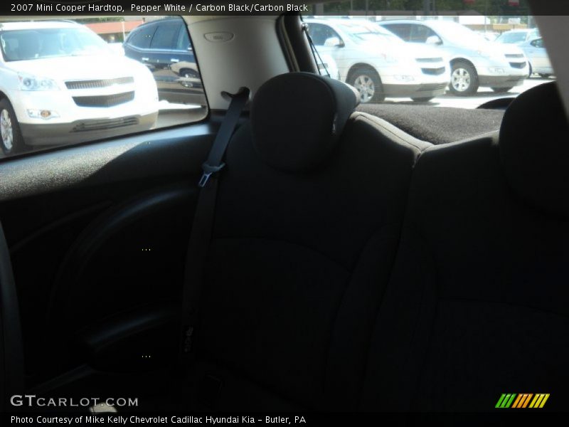 Pepper White / Carbon Black/Carbon Black 2007 Mini Cooper Hardtop