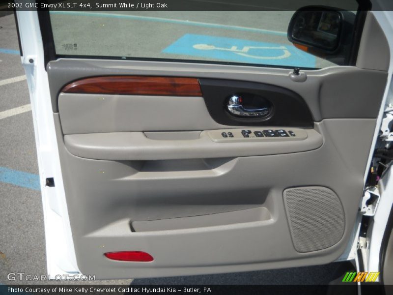 Summit White / Light Oak 2002 GMC Envoy XL SLT 4x4