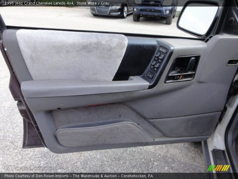 Door Panel of 1995 Grand Cherokee Laredo 4x4