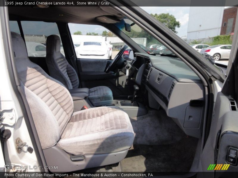 Stone White / Gray 1995 Jeep Grand Cherokee Laredo 4x4