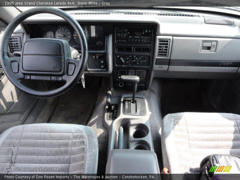 Dashboard of 1995 Grand Cherokee Laredo 4x4