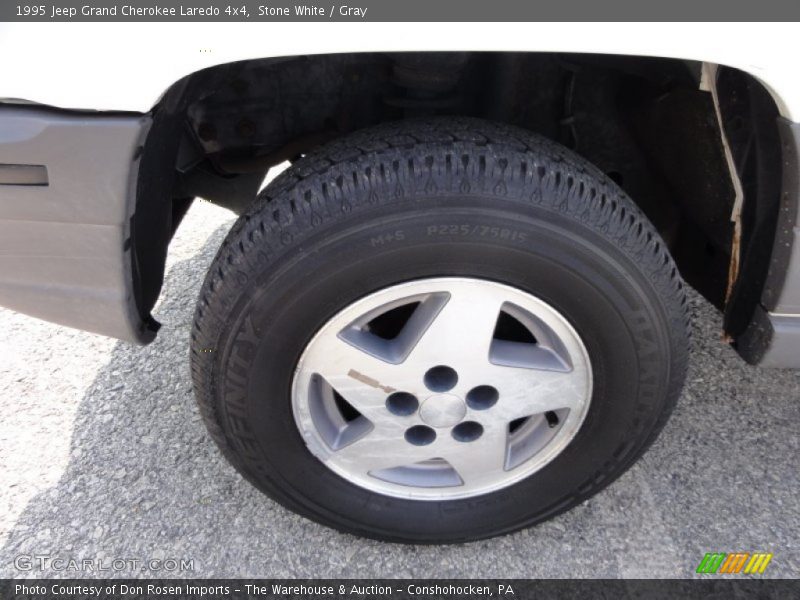  1995 Grand Cherokee Laredo 4x4 Wheel