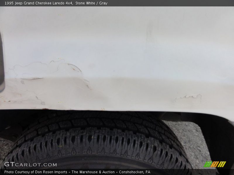 Stone White / Gray 1995 Jeep Grand Cherokee Laredo 4x4