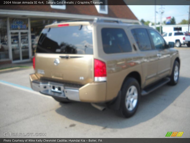 Sahara Gold Metallic / Graphite/Titanium 2004 Nissan Armada SE 4x4