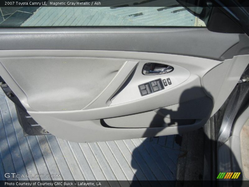 Magnetic Gray Metallic / Ash 2007 Toyota Camry LE