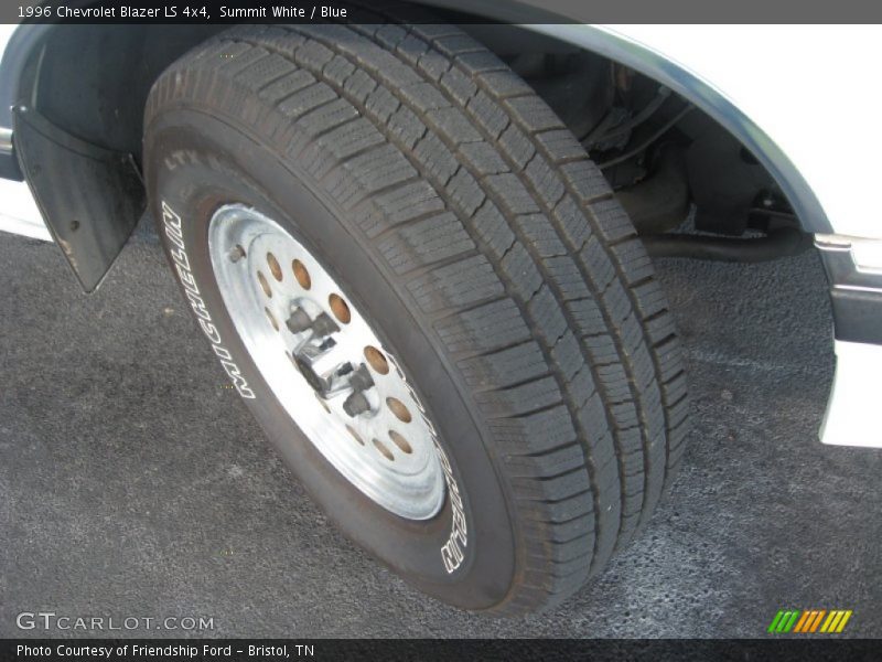Summit White / Blue 1996 Chevrolet Blazer LS 4x4