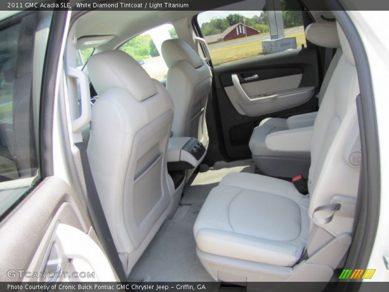 White Diamond Tintcoat / Light Titanium 2011 GMC Acadia SLE
