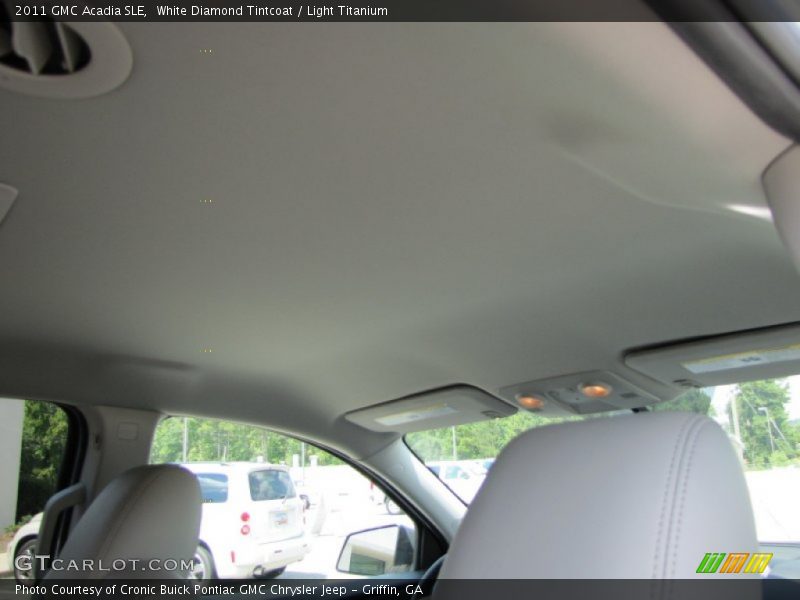 White Diamond Tintcoat / Light Titanium 2011 GMC Acadia SLE