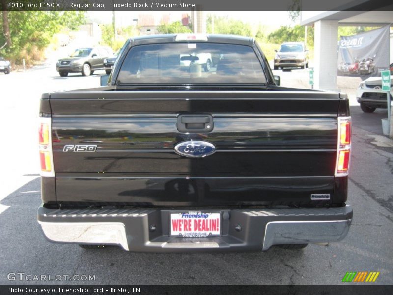 Tuxedo Black / Medium Stone 2010 Ford F150 XLT Regular Cab