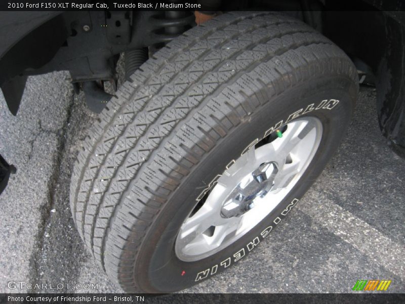 Tuxedo Black / Medium Stone 2010 Ford F150 XLT Regular Cab