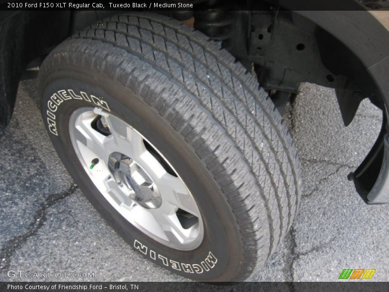 Tuxedo Black / Medium Stone 2010 Ford F150 XLT Regular Cab