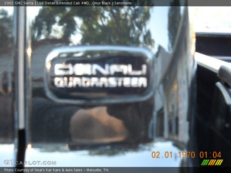 Onyx Black / Sandstone 2002 GMC Sierra 1500 Denali Extended Cab 4WD