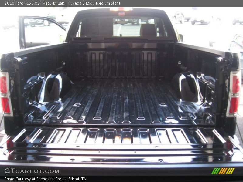 Tuxedo Black / Medium Stone 2010 Ford F150 XLT Regular Cab