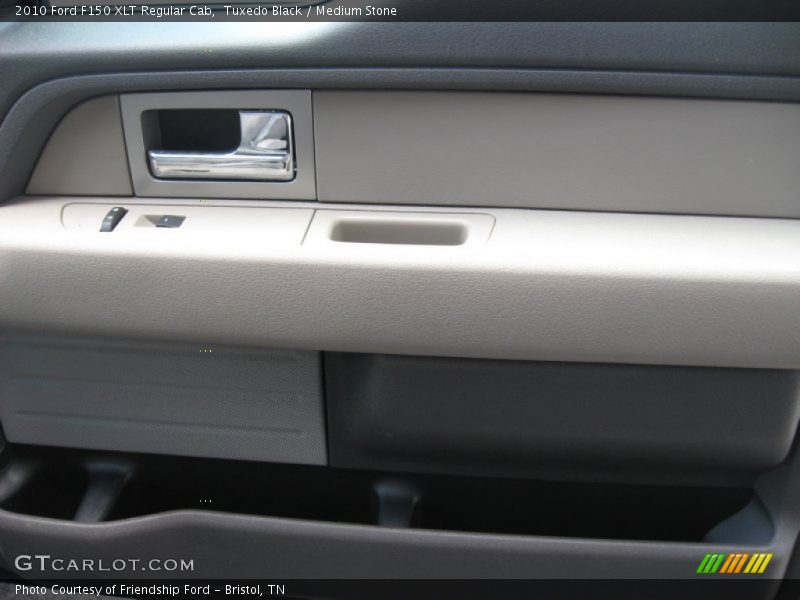 Tuxedo Black / Medium Stone 2010 Ford F150 XLT Regular Cab