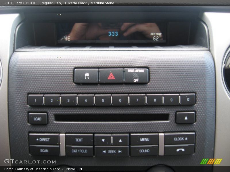 Tuxedo Black / Medium Stone 2010 Ford F150 XLT Regular Cab