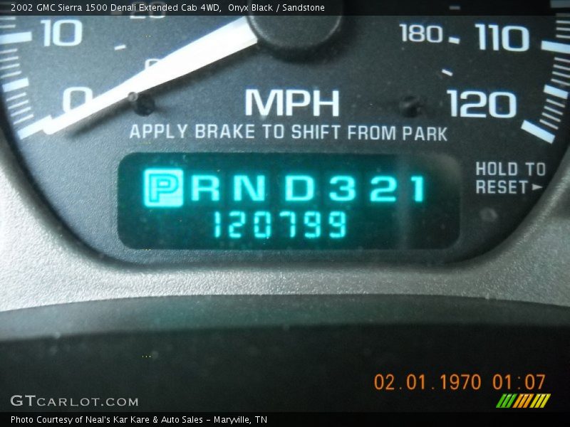 Onyx Black / Sandstone 2002 GMC Sierra 1500 Denali Extended Cab 4WD