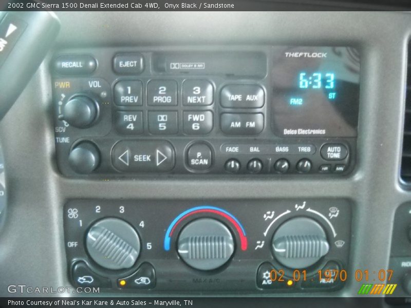 Audio System of 2002 Sierra 1500 Denali Extended Cab 4WD