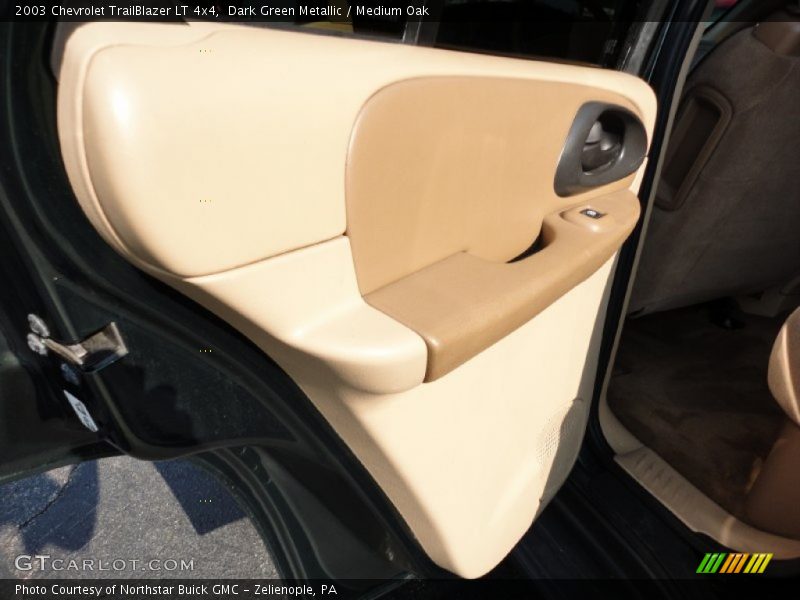 Dark Green Metallic / Medium Oak 2003 Chevrolet TrailBlazer LT 4x4
