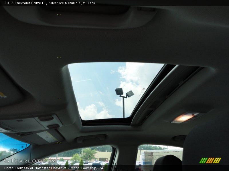Silver Ice Metallic / Jet Black 2012 Chevrolet Cruze LT