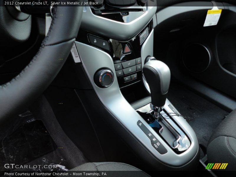 Silver Ice Metallic / Jet Black 2012 Chevrolet Cruze LT