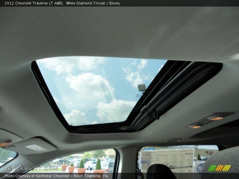 White Diamond Tricoat / Ebony 2012 Chevrolet Traverse LT AWD