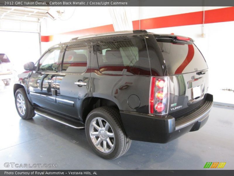 Carbon Black Metallic / Cocoa/Light Cashmere 2012 GMC Yukon Denali