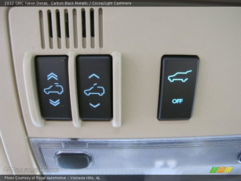Carbon Black Metallic / Cocoa/Light Cashmere 2012 GMC Yukon Denali
