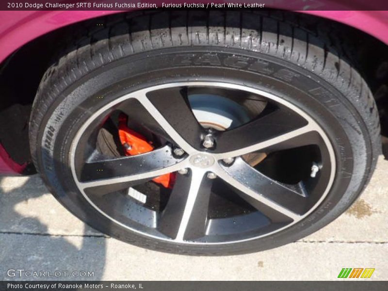  2010 Challenger SRT8 Furious Fuchsia Edition Wheel