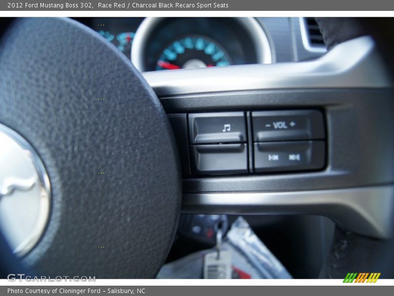 Controls of 2012 Mustang Boss 302