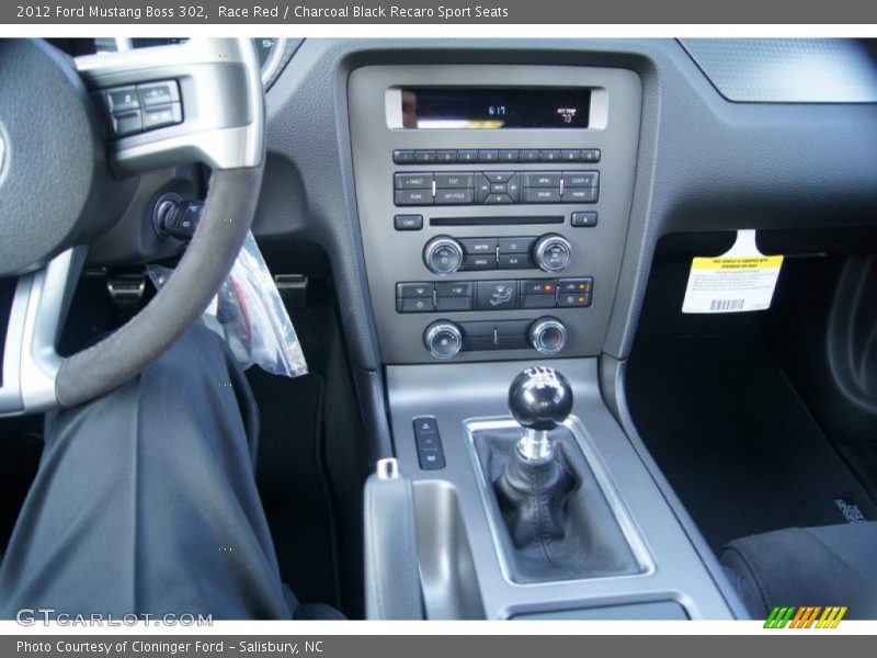 Controls of 2012 Mustang Boss 302