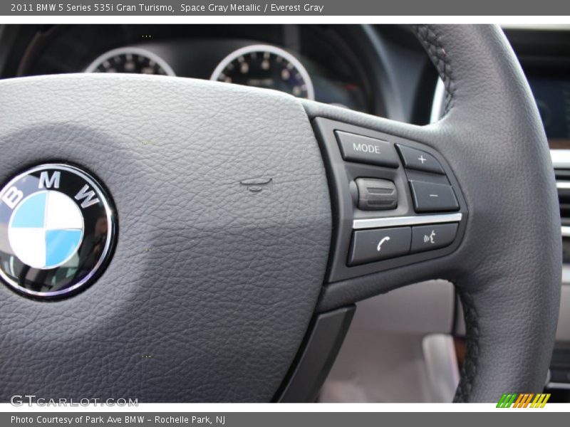 Controls of 2011 5 Series 535i Gran Turismo