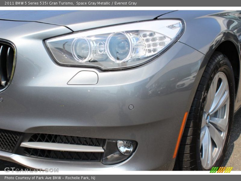 Space Gray Metallic / Everest Gray 2011 BMW 5 Series 535i Gran Turismo