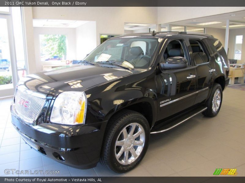 Onyx Black / Ebony 2011 GMC Yukon Denali