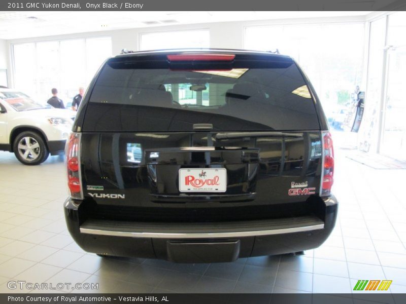 Onyx Black / Ebony 2011 GMC Yukon Denali