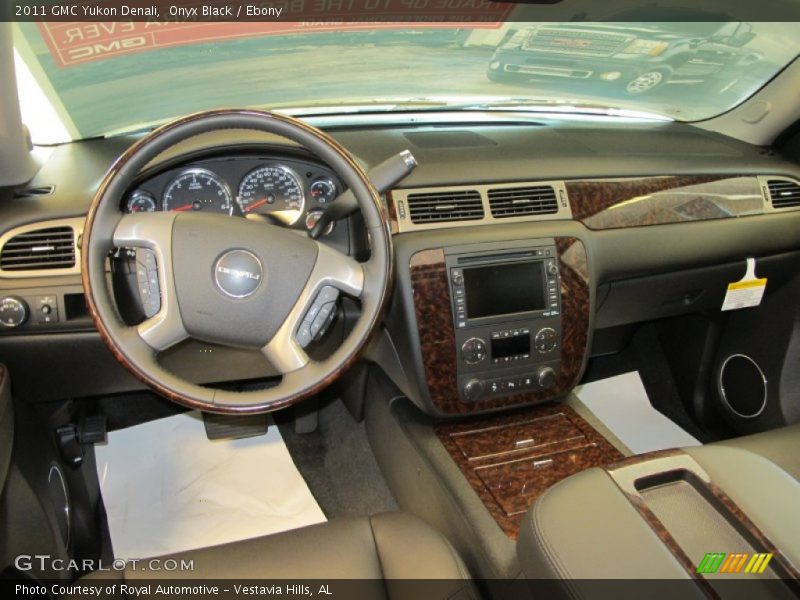 Onyx Black / Ebony 2011 GMC Yukon Denali