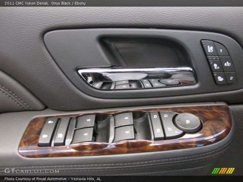 Onyx Black / Ebony 2011 GMC Yukon Denali