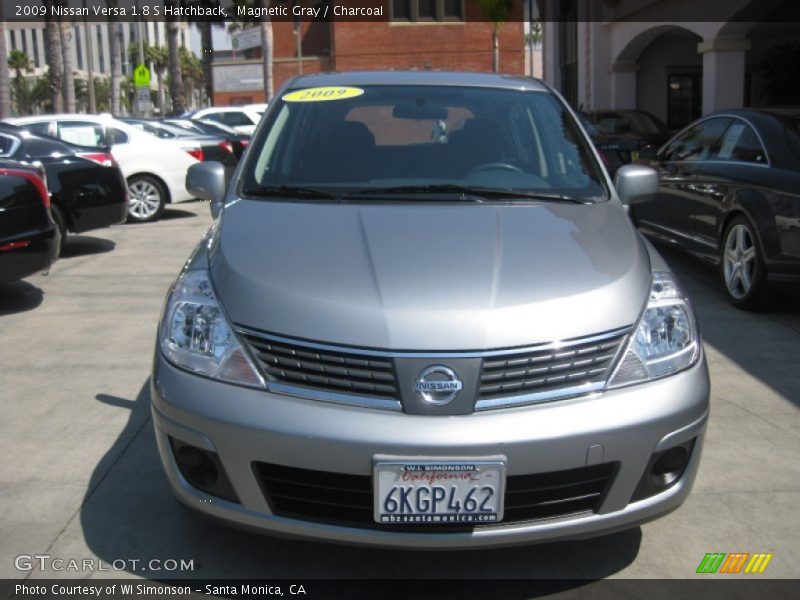 Magnetic Gray / Charcoal 2009 Nissan Versa 1.8 S Hatchback