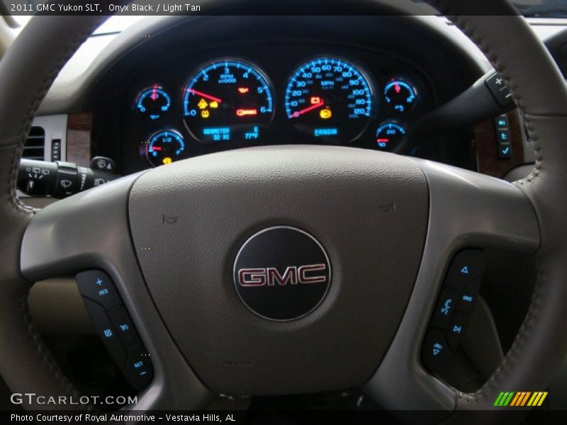 Onyx Black / Light Tan 2011 GMC Yukon SLT
