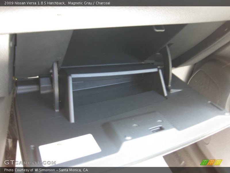 Magnetic Gray / Charcoal 2009 Nissan Versa 1.8 S Hatchback