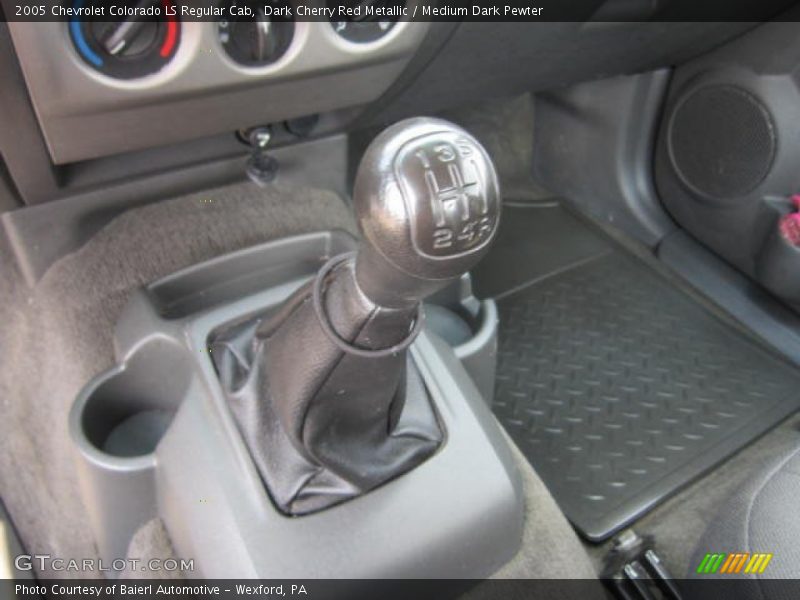  2005 Colorado LS Regular Cab 5 Speed Manual Shifter