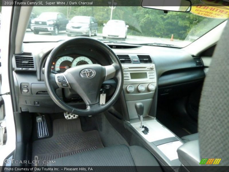 Super White / Dark Charcoal 2010 Toyota Camry SE