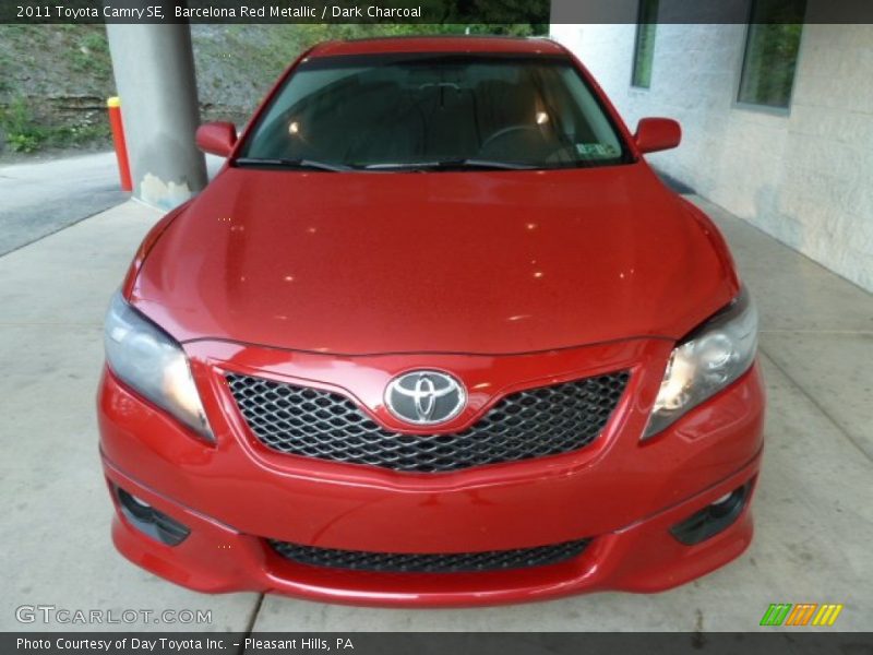 Barcelona Red Metallic / Dark Charcoal 2011 Toyota Camry SE