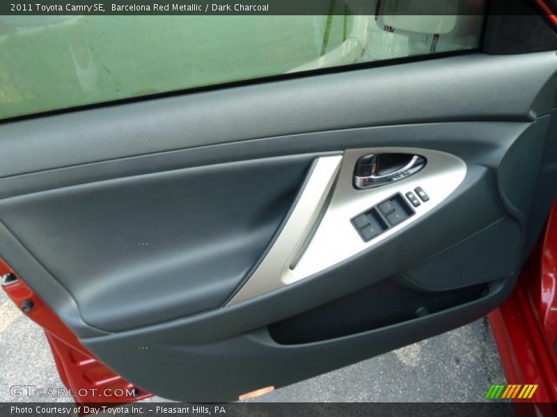 Barcelona Red Metallic / Dark Charcoal 2011 Toyota Camry SE
